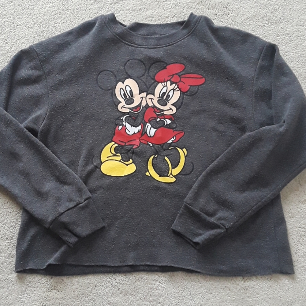 Crewneck